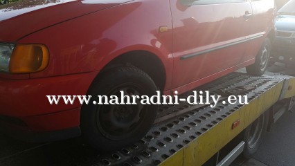 VW Polo červená barva na náhradní díly České Budějovice / nahradni-dily.eu