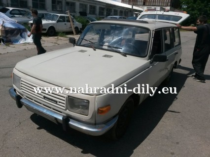 Wartburg 353 1985 na náhradní díly Brno