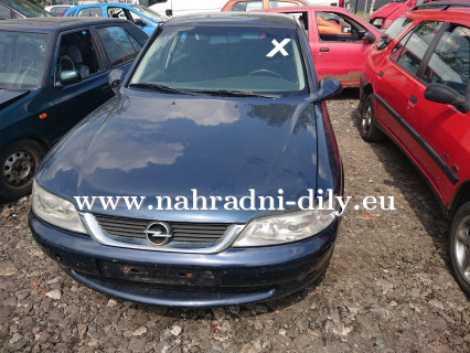 Opel Vectra combi díly Chrudim