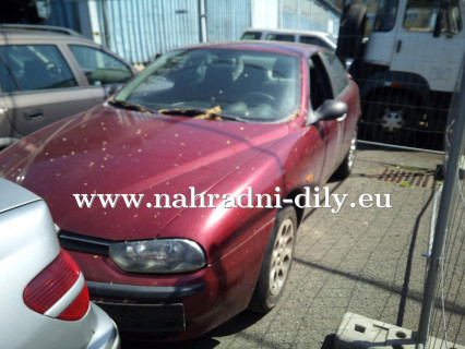 Alfa Romeo 156 vínová - díly z tohoto vozu