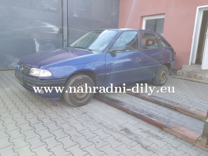 OPEL ASTRA 1.6i, motor X16SZ na náhradní díly Pardubice