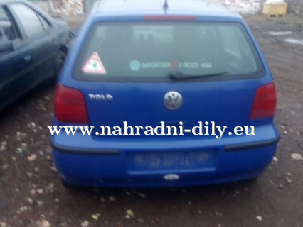 VW Polo modrá na náhradní díly Pardubice / nahradni-dily.eu