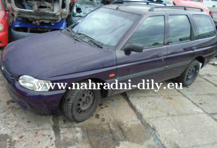 Náhradní díly z vozu Ford Escort