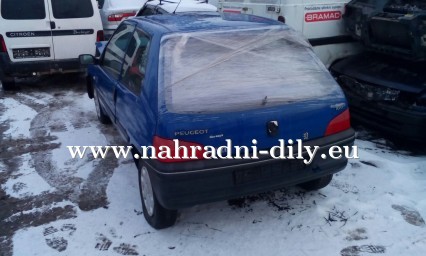 Peugeot 106 modrá na náhradní díly ČB