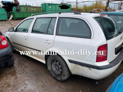 Škoda Octavia Combi bílá na náhradní díly Pardubice / nahradni-dily.eu